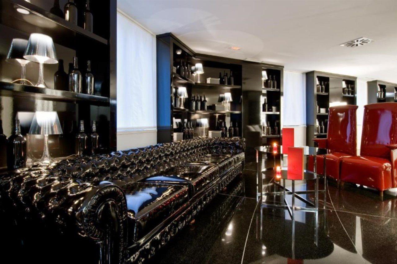 Vincci Vía - 66 Hotel